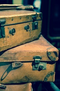 maletas-vintage-oscuras